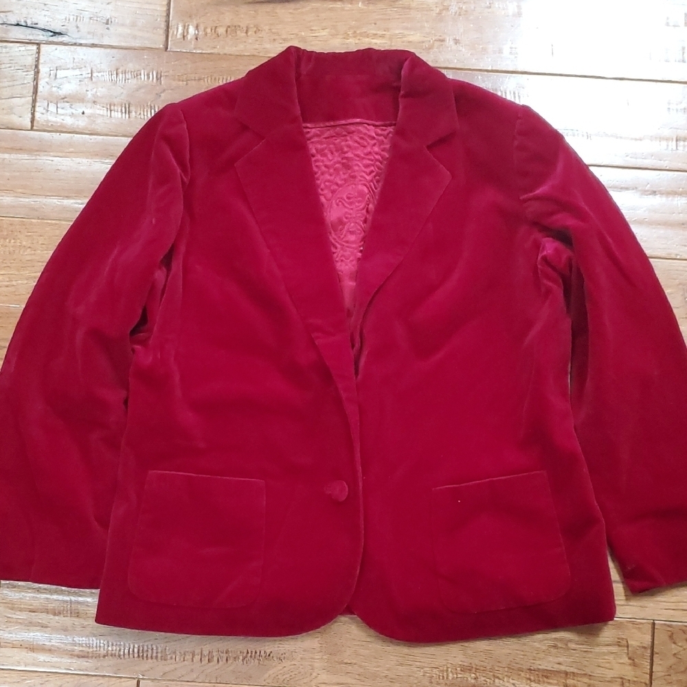 Peter Pan Tailors Burgundy Velvet Blazer